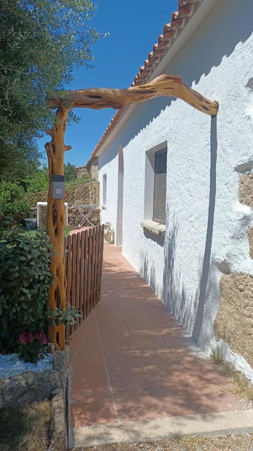 B&B Bedda Ista Πόρτο Τσέρβο Εξωτερικό φωτογραφία