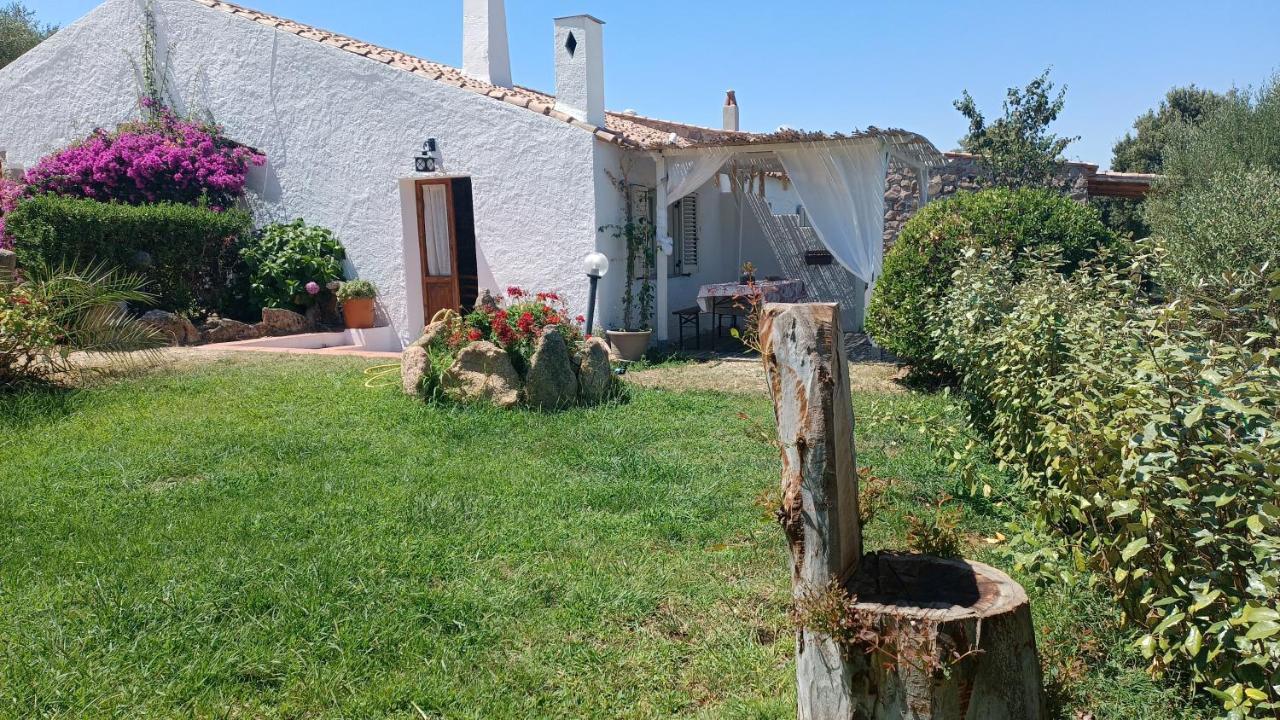 B&B Bedda Ista Πόρτο Τσέρβο Εξωτερικό φωτογραφία