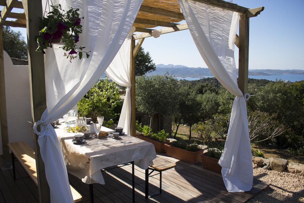 B&B Bedda Ista Πόρτο Τσέρβο Εξωτερικό φωτογραφία